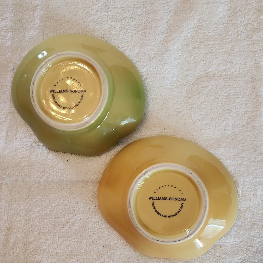 Williams-Sonoma Heirloom Tomato bowls